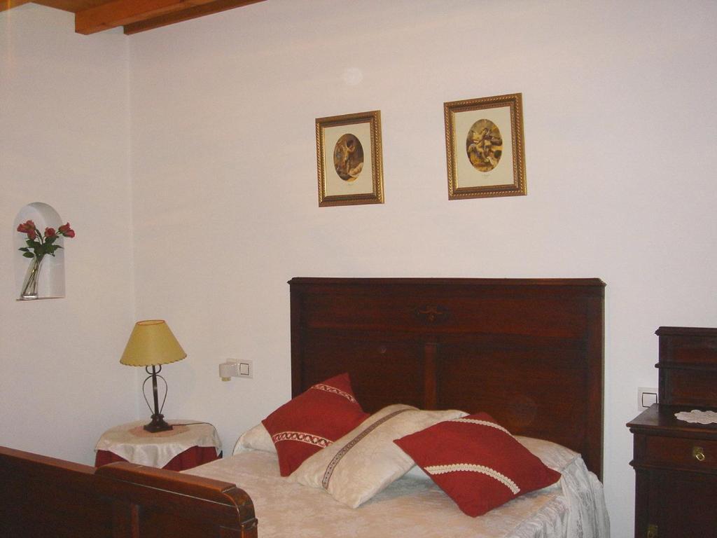 Apartamentos Buganvilla Villaluenga Del Rosario Cameră foto